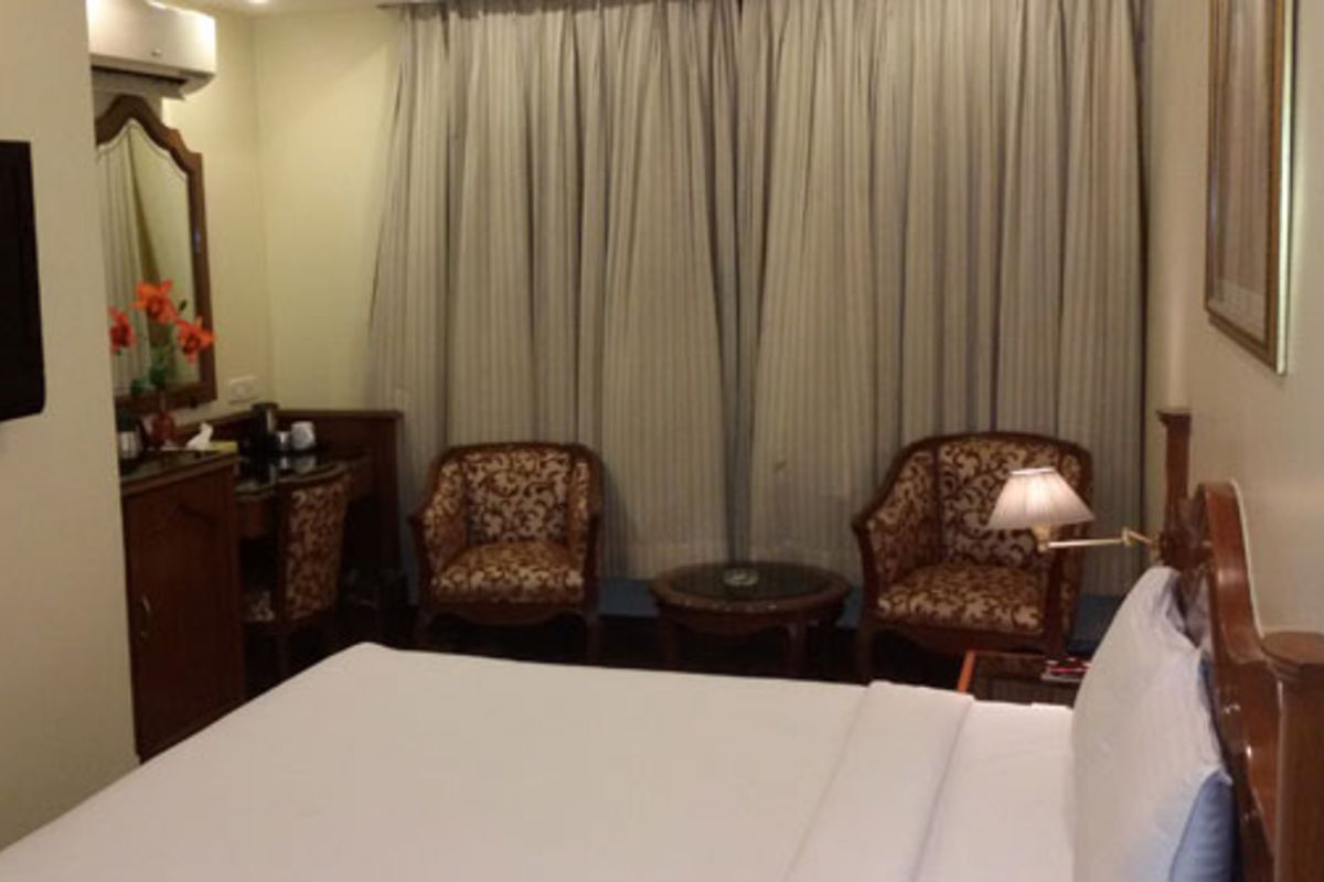 Hotel Highway view(Shikara) Deluxe Room 8