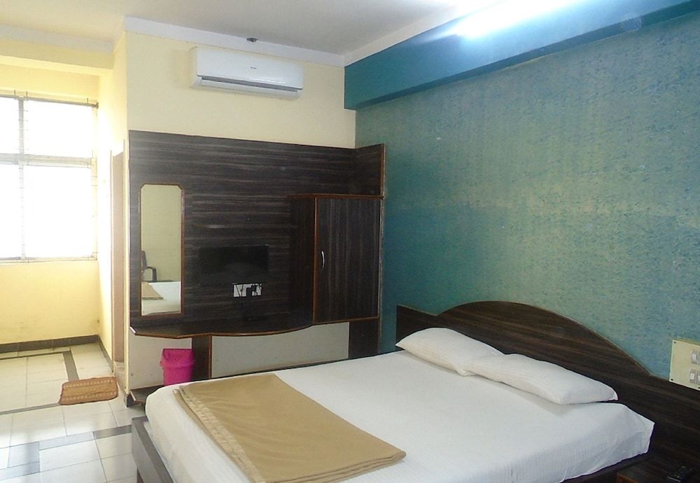 Sai Residency Standard Double Room 3