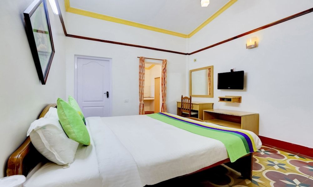 Treebo Atithi Bhavan, 1 Km From Ooty Lake Deluxe Double Room 19