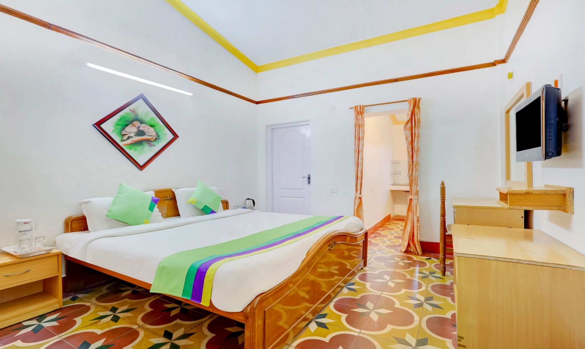 Treebo Atithi Bhavan, 1 Km From Ooty Lake Deluxe Double Room 3