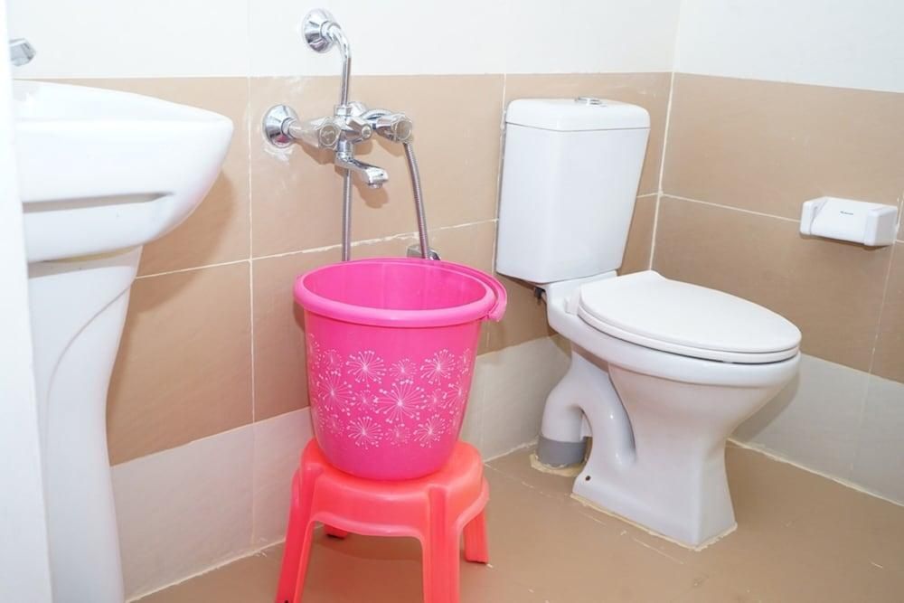 The Hill Side Deluxe Double Room 5