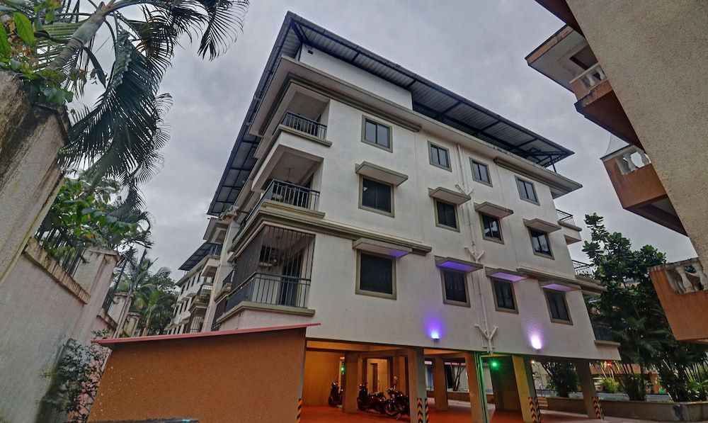 undefined Treebo Aquamarine Arpora with POOL 7