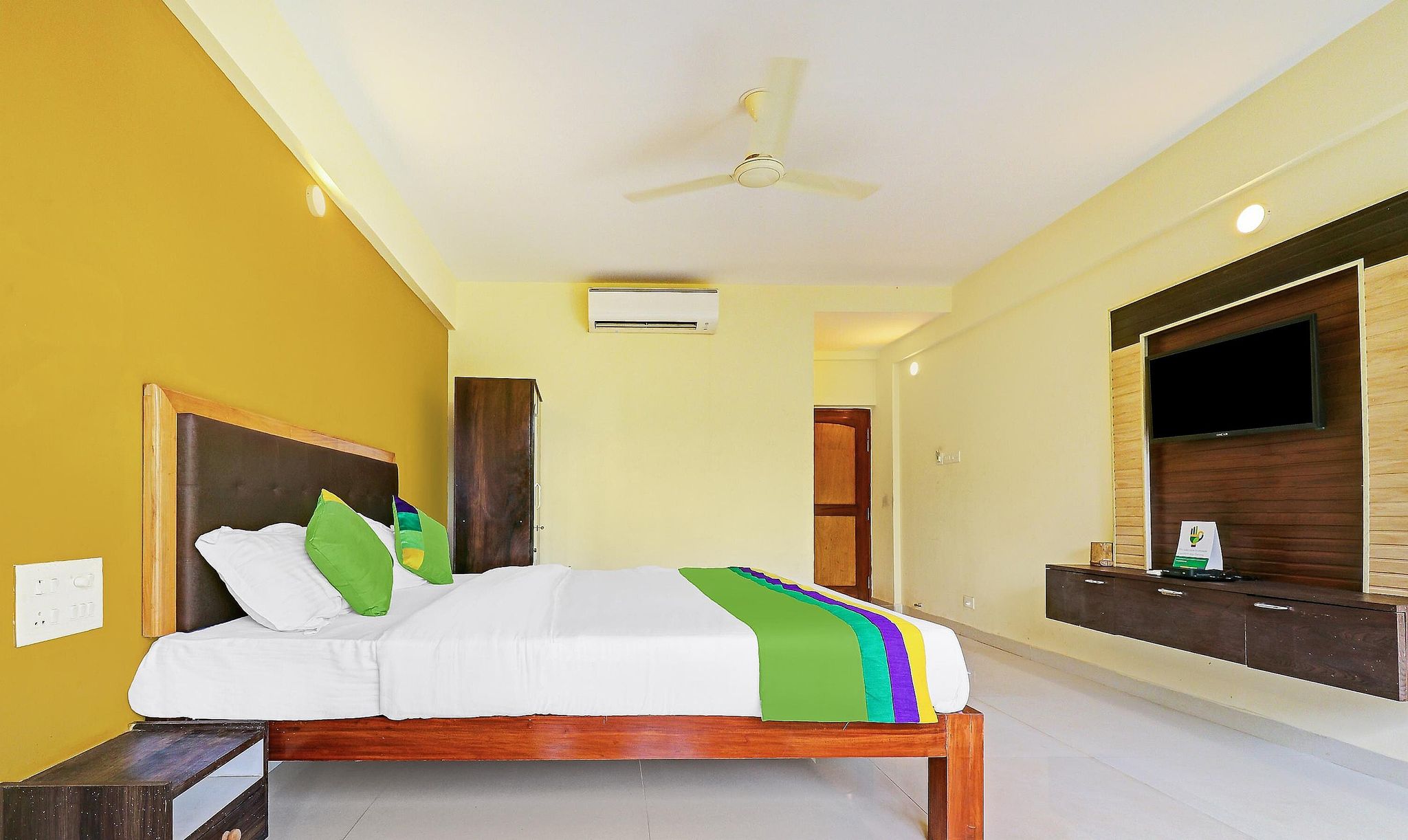 Itsy Hotels Morjim Pride Standard Double Room 6