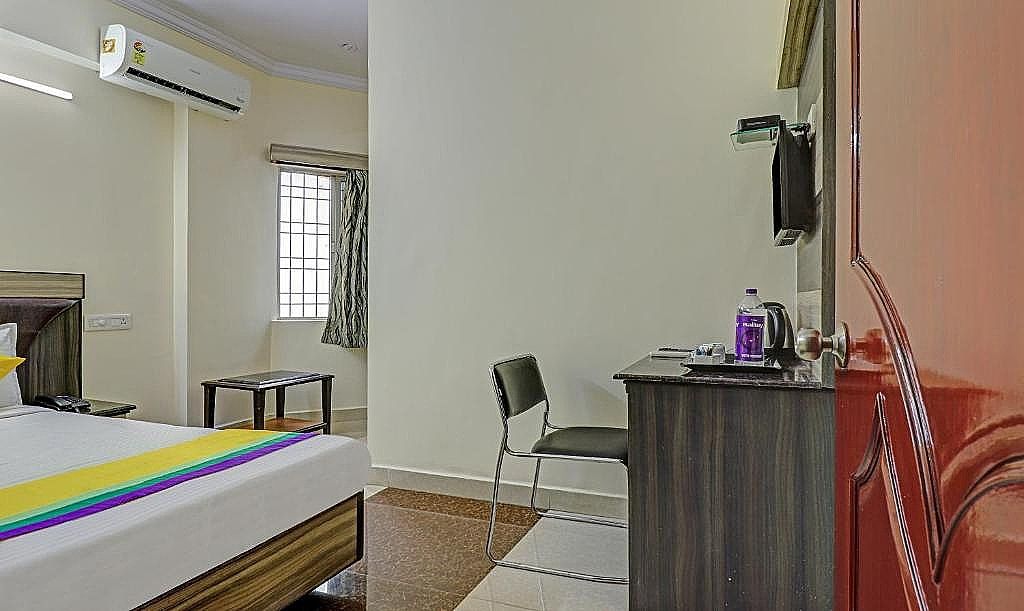 Itsy By Treebo - Eesha Elite Acacia	 7