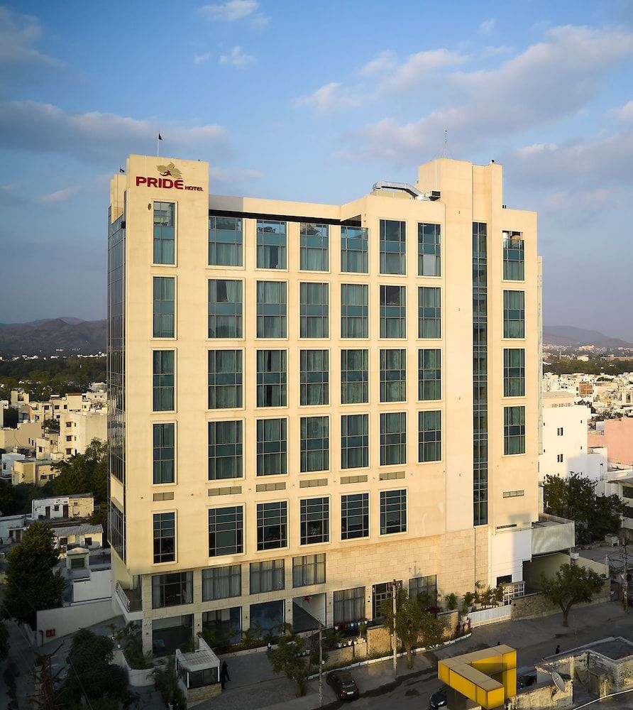 undefined Pride Hotel Udaipur 10