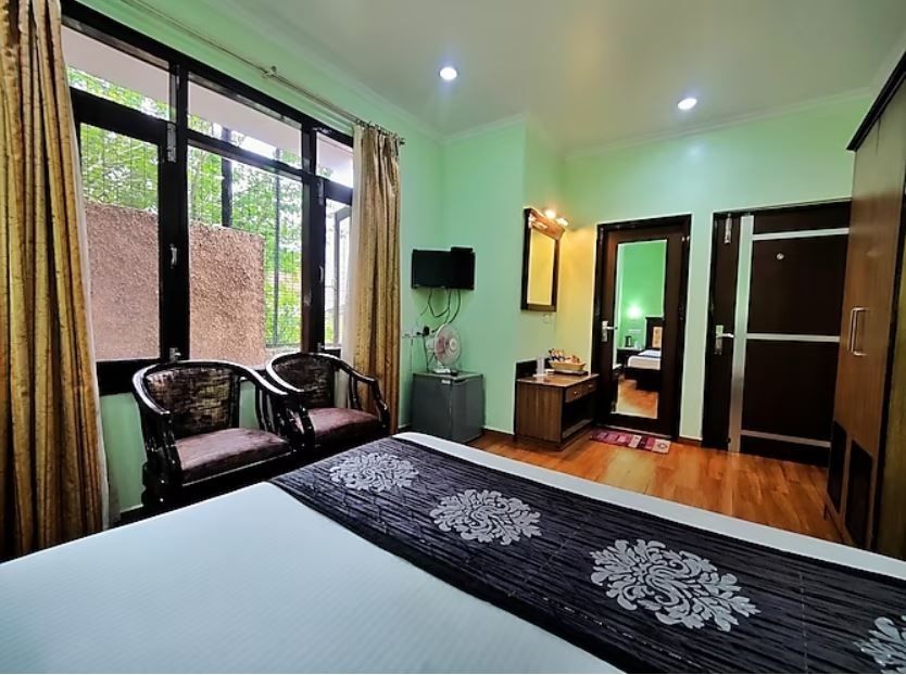 Hotel Marc Deluxe Room 3