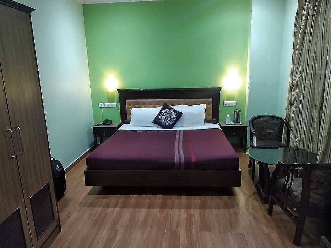 Hotel Marc Deluxe Room 2