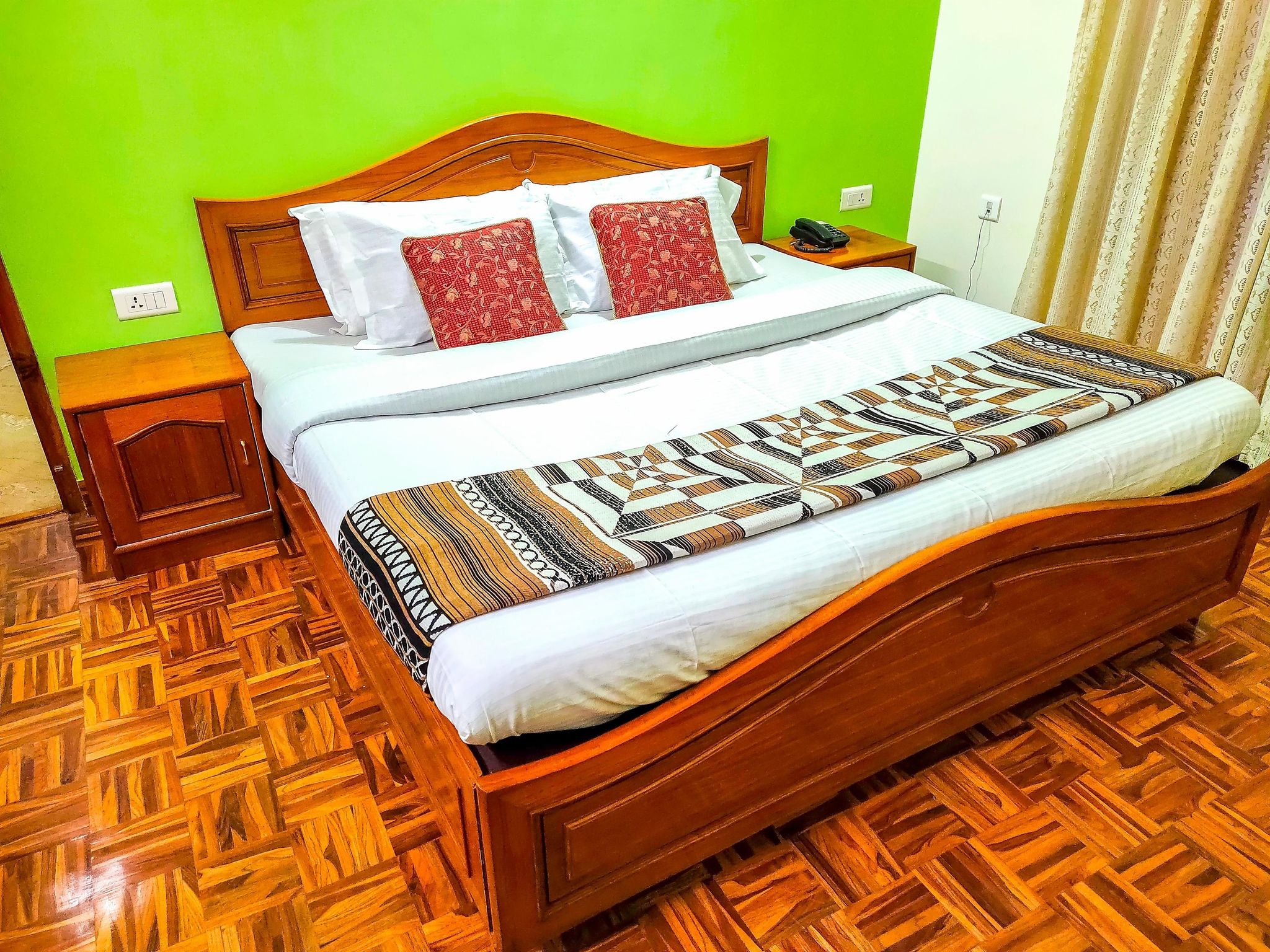 Deluxe Quadruple Room