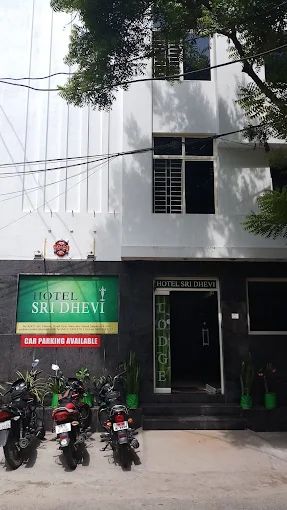 undefined LIVGRAND HOTEL SRI DHEVI Salem