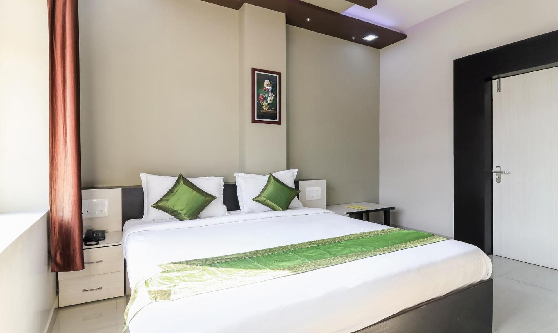 Hotel Raj Garden, Near Pushkar Lake	 Standard Double Room 4
