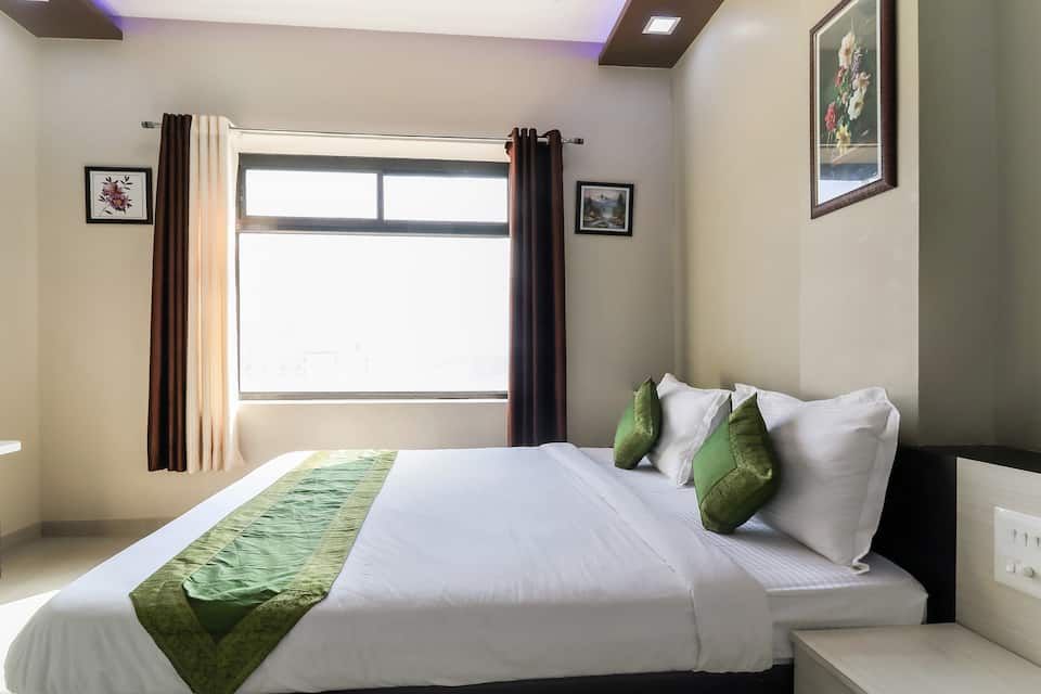 Hotel Raj Garden, Near Pushkar Lake	 Standard Double Room 2