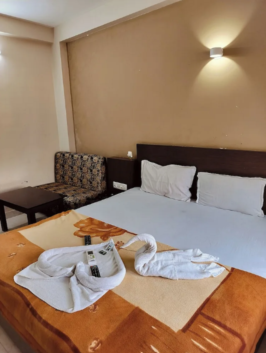 Deluxe Double Bed Room AC