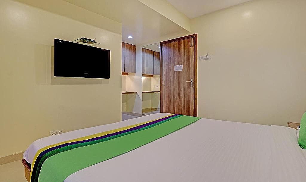 Treebo Vikrant Residency Standard Double Room 9