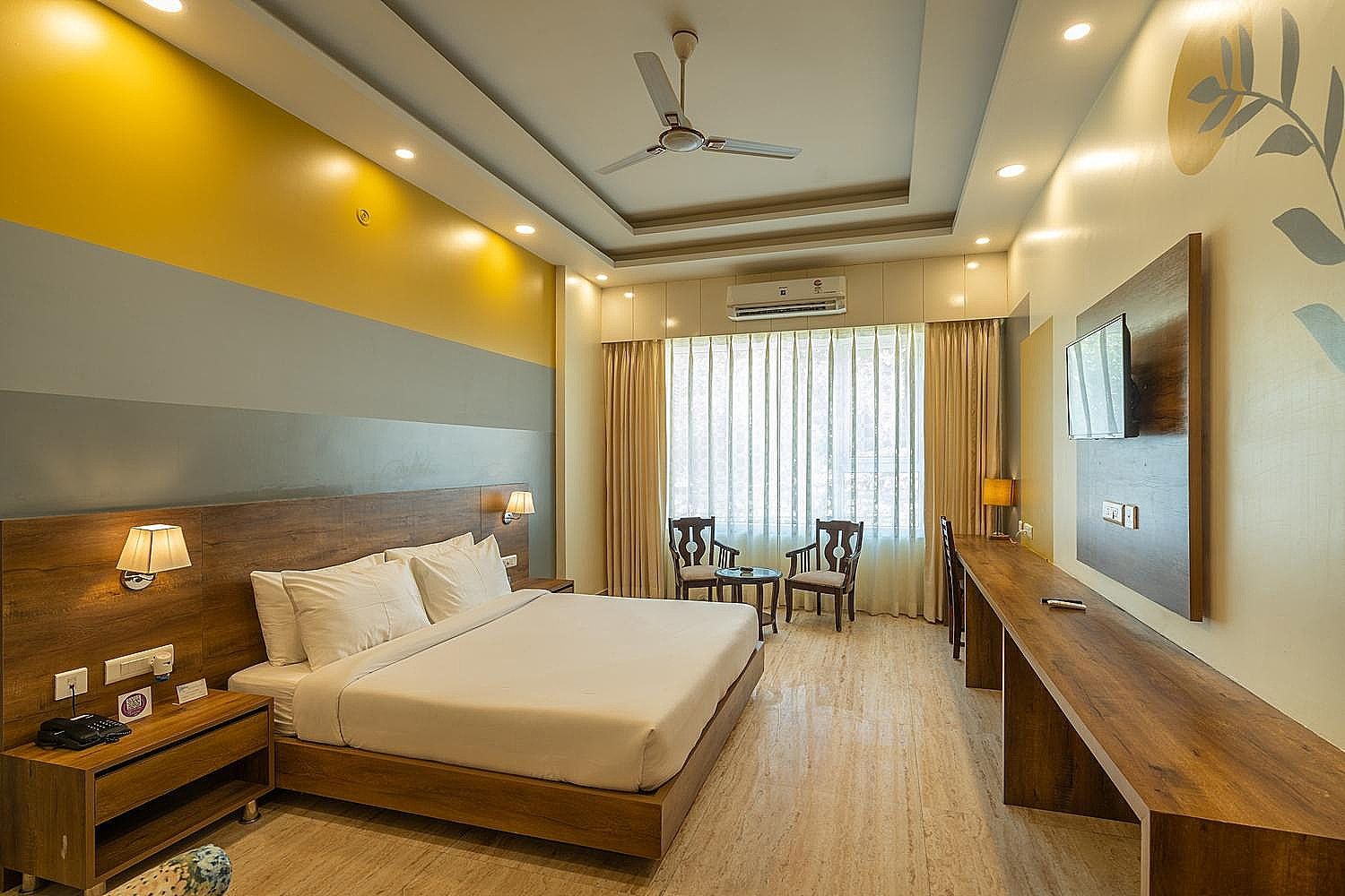 Superior King Room