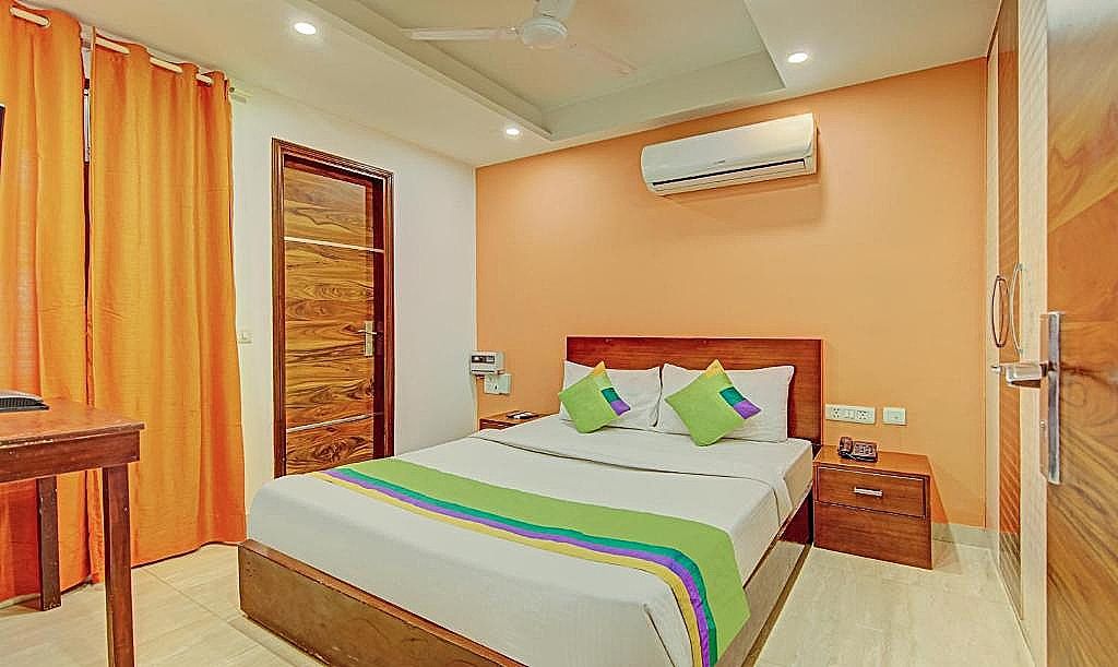 Treebo Trip DR Regency Oak 2