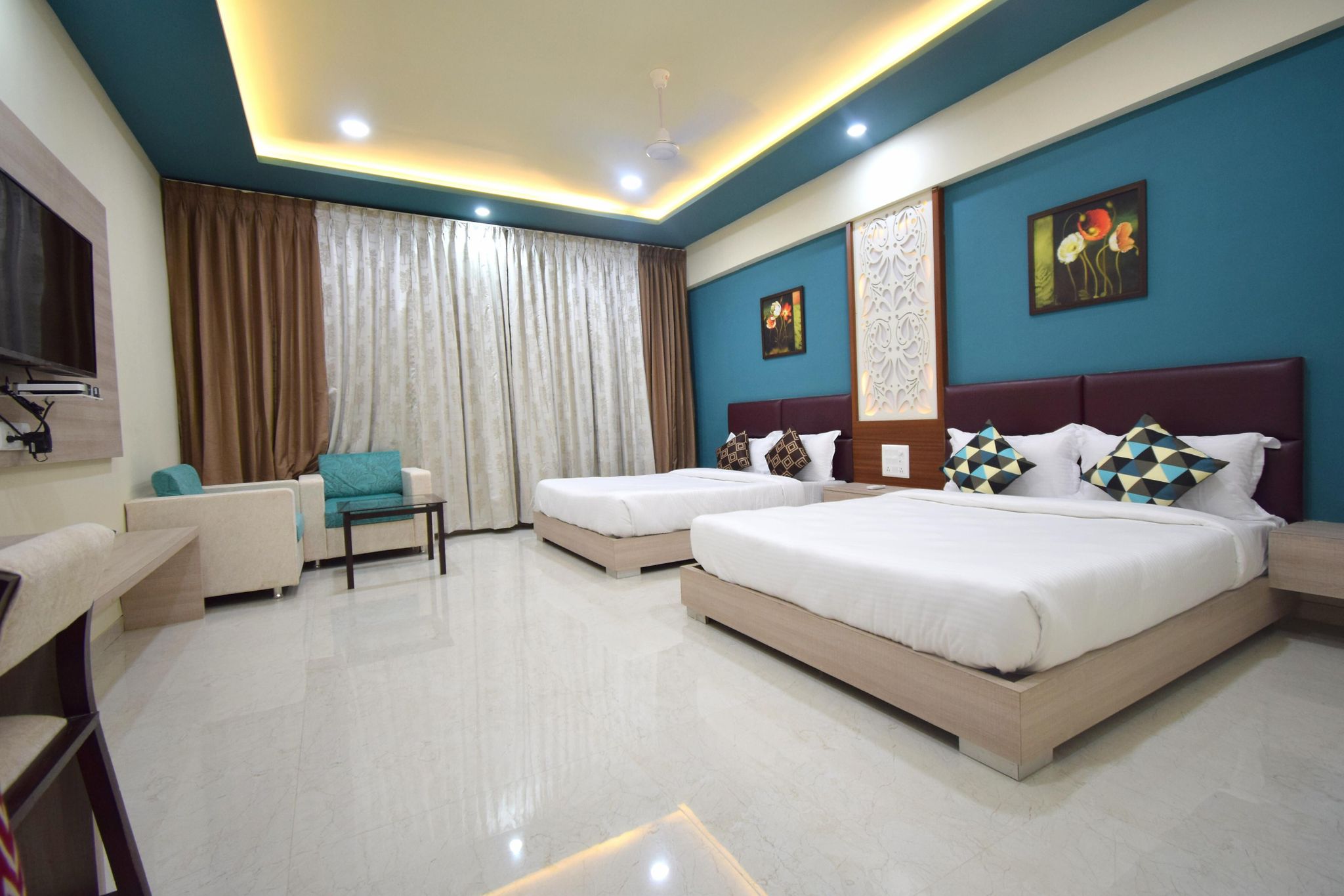 Superior Queen Room with Two Queen Beds