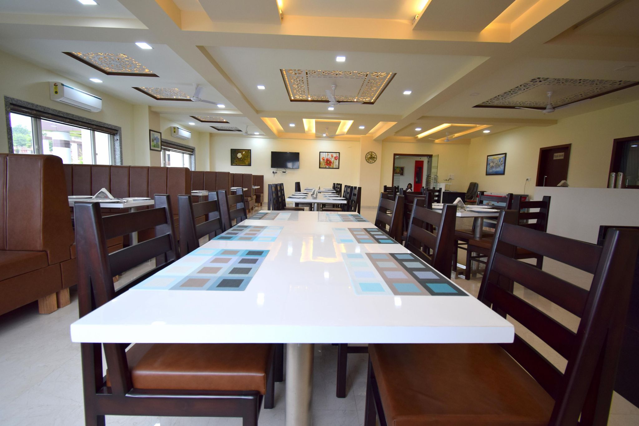 undefined The Sky Imperial- Hotel Gopal Darshan 10