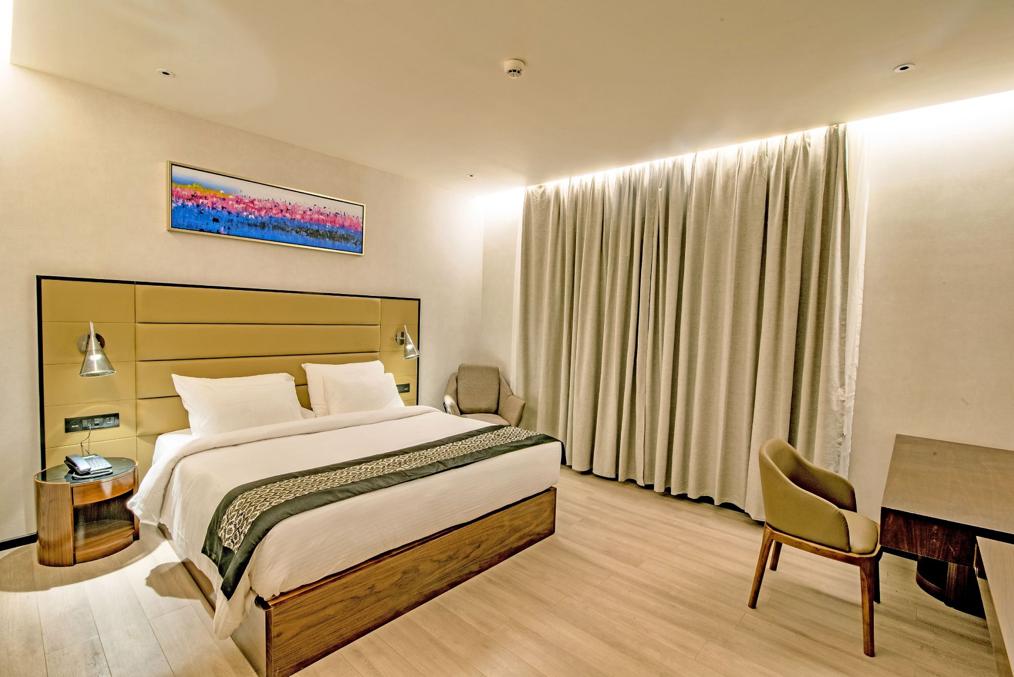 Enrise by Sayaji Nashik Deluxe Room 5