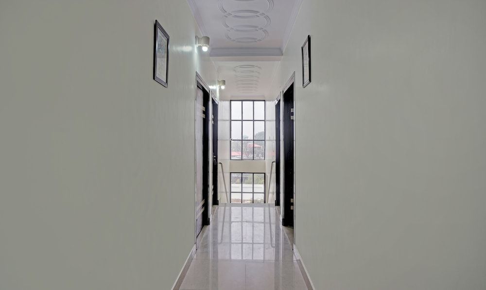 undefined Treebo Spring Birds - Kainchi Dham 3