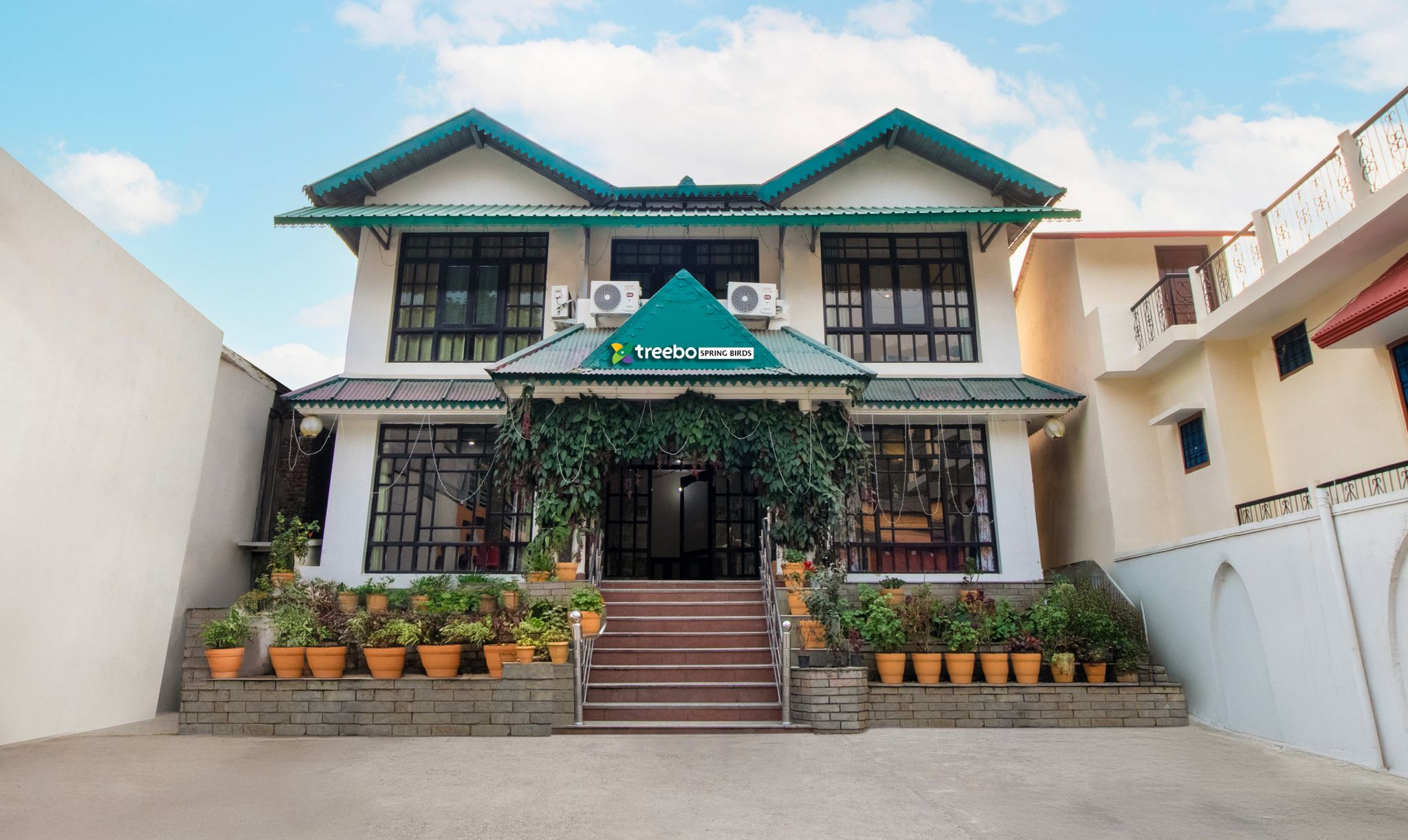 undefined Treebo Spring Birds - Kainchi Dham