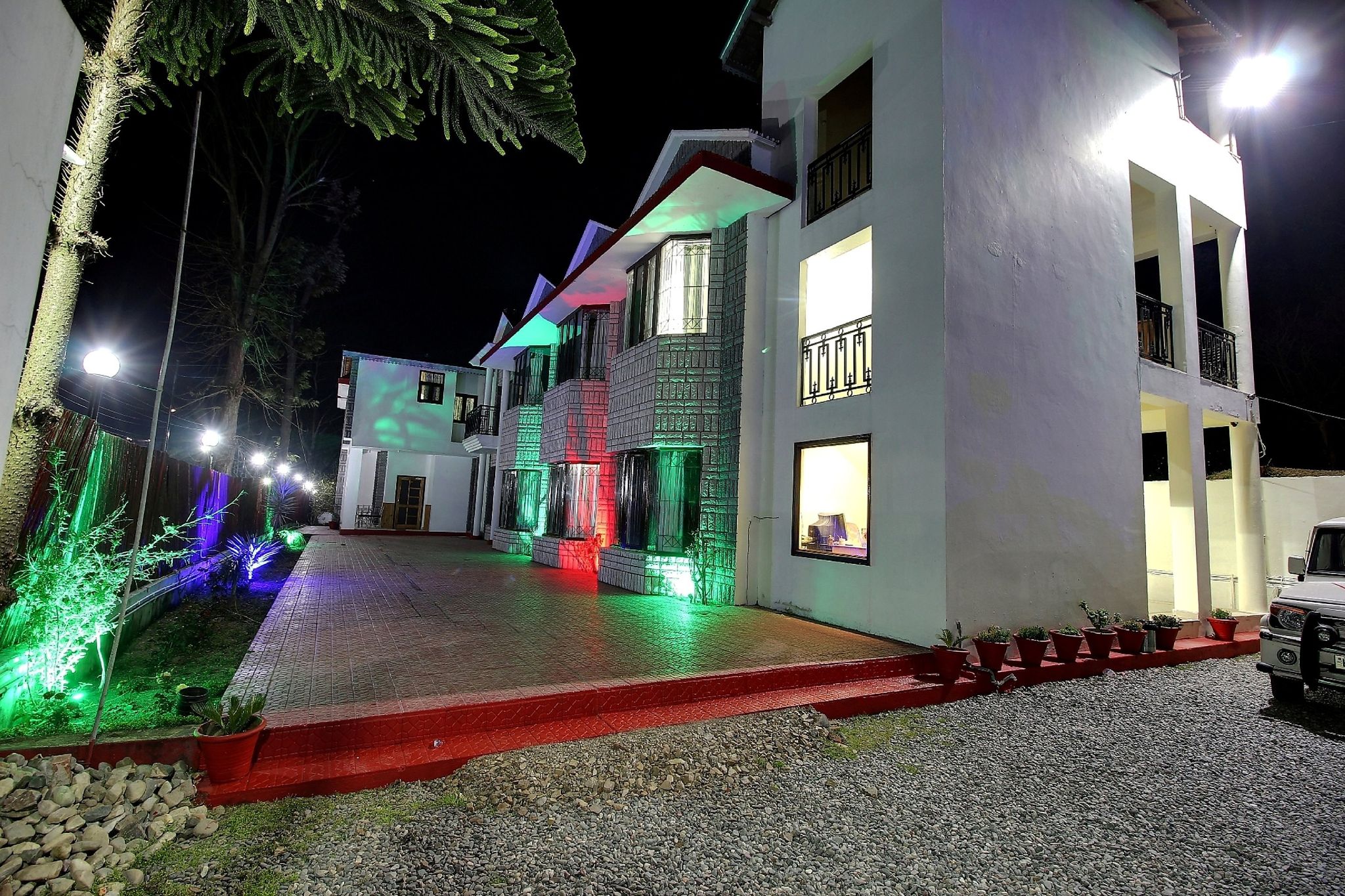 undefined Goroomgo Silvertree Inn Bhimtal 9