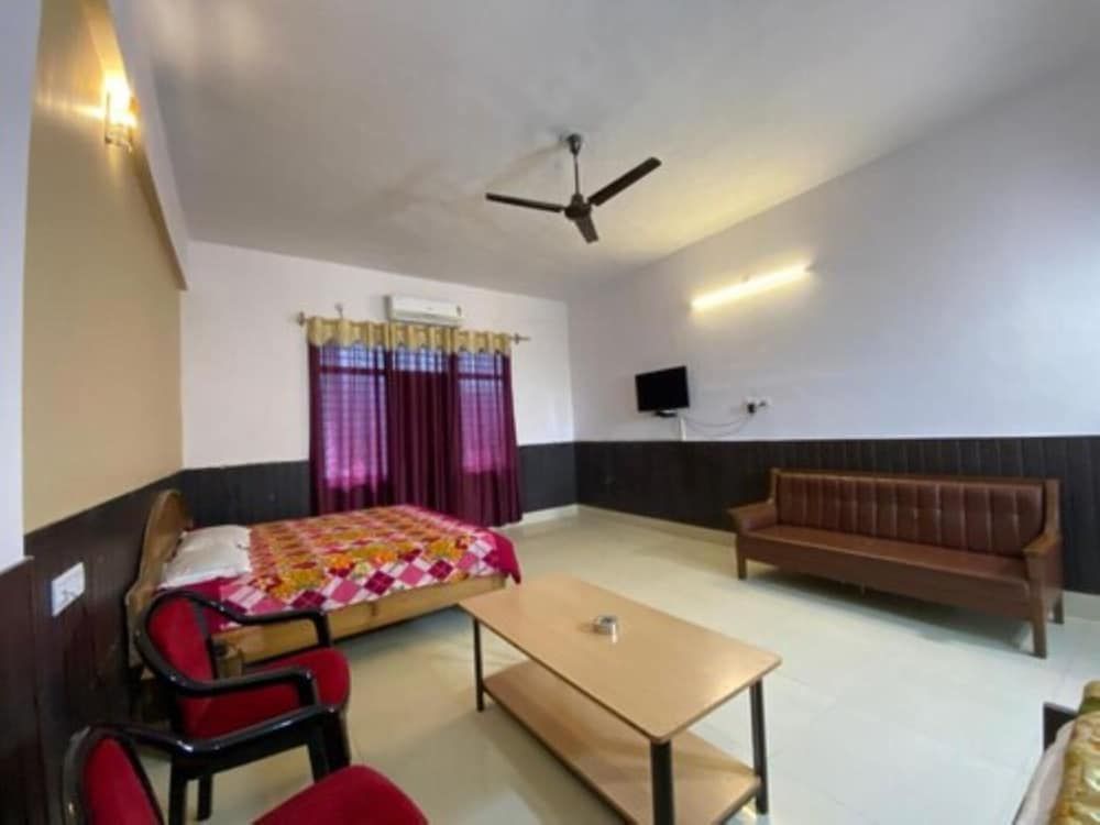 undefined Goroomgo Kanara Bhimtal 8