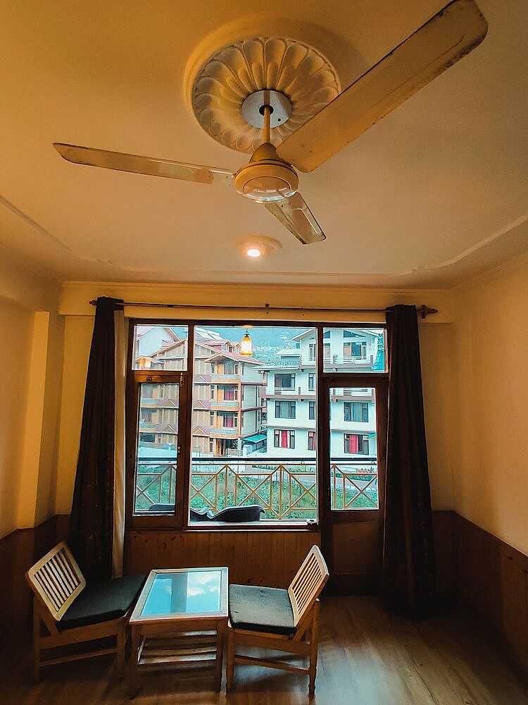 undefined Hipostel Manali 8