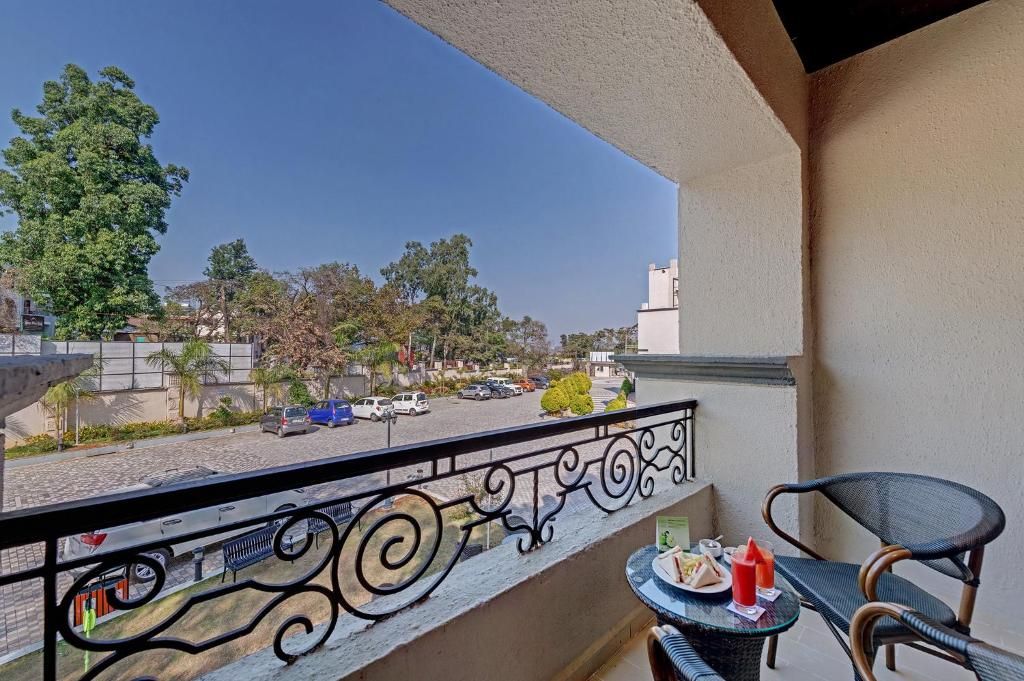 Grand Victoria The Fern Resort & Spa, Panchgani - Mahabaleshwar Fern Club Room 3