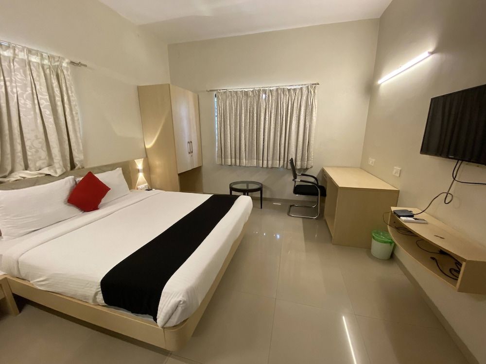 Aron Resort & Spa Lonavala Deluxe Room 3