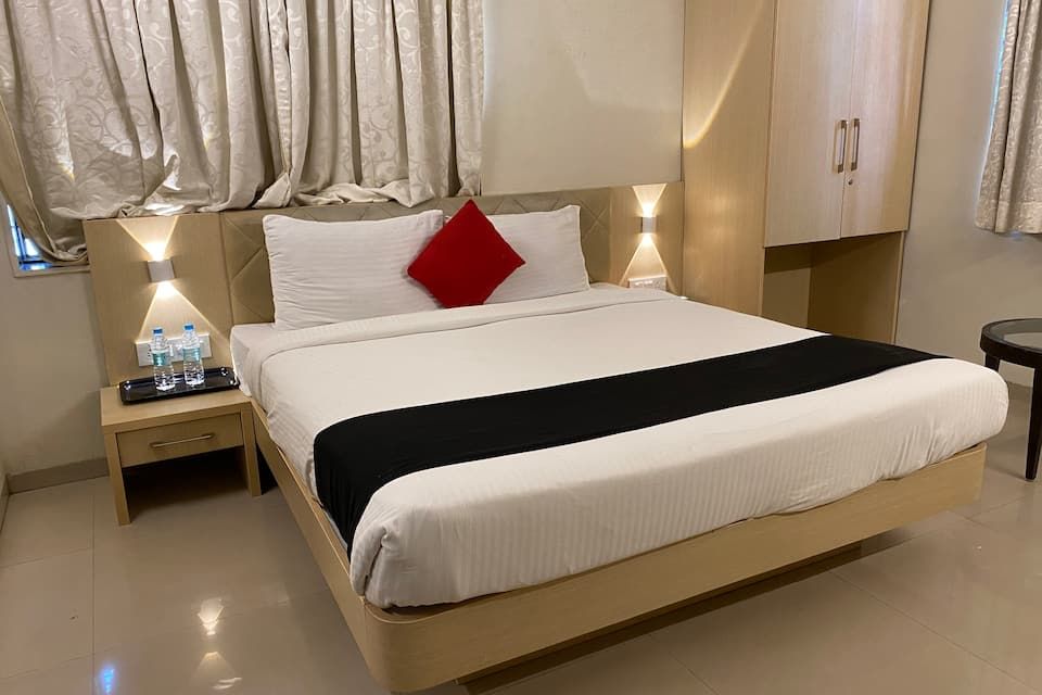 Aron Resort & Spa Lonavala Deluxe Room 2