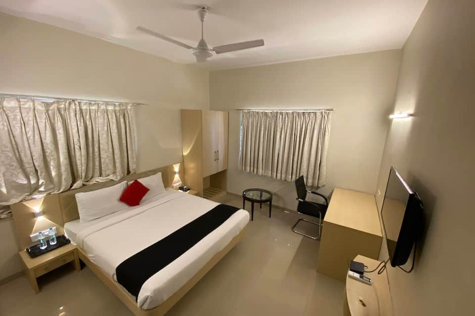 Aron Resort & Spa Lonavala Deluxe Room 4