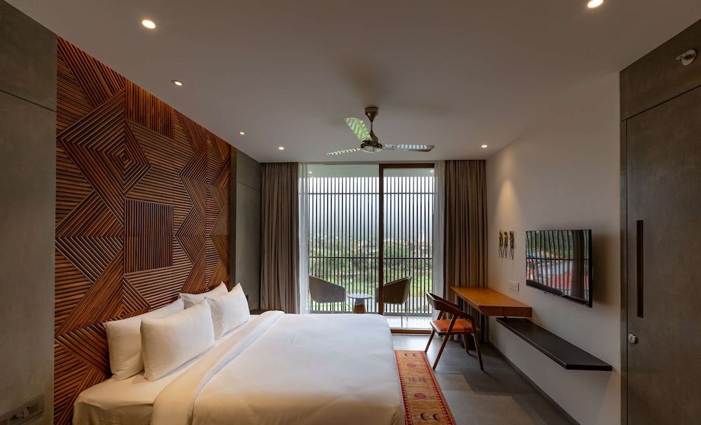 Radisson Resort and Spa Lonavala Superior Room 2