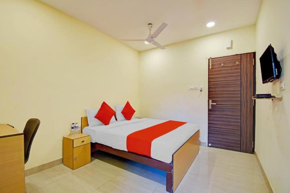 undefined Goroomgo Elite Inn Kolkata 6