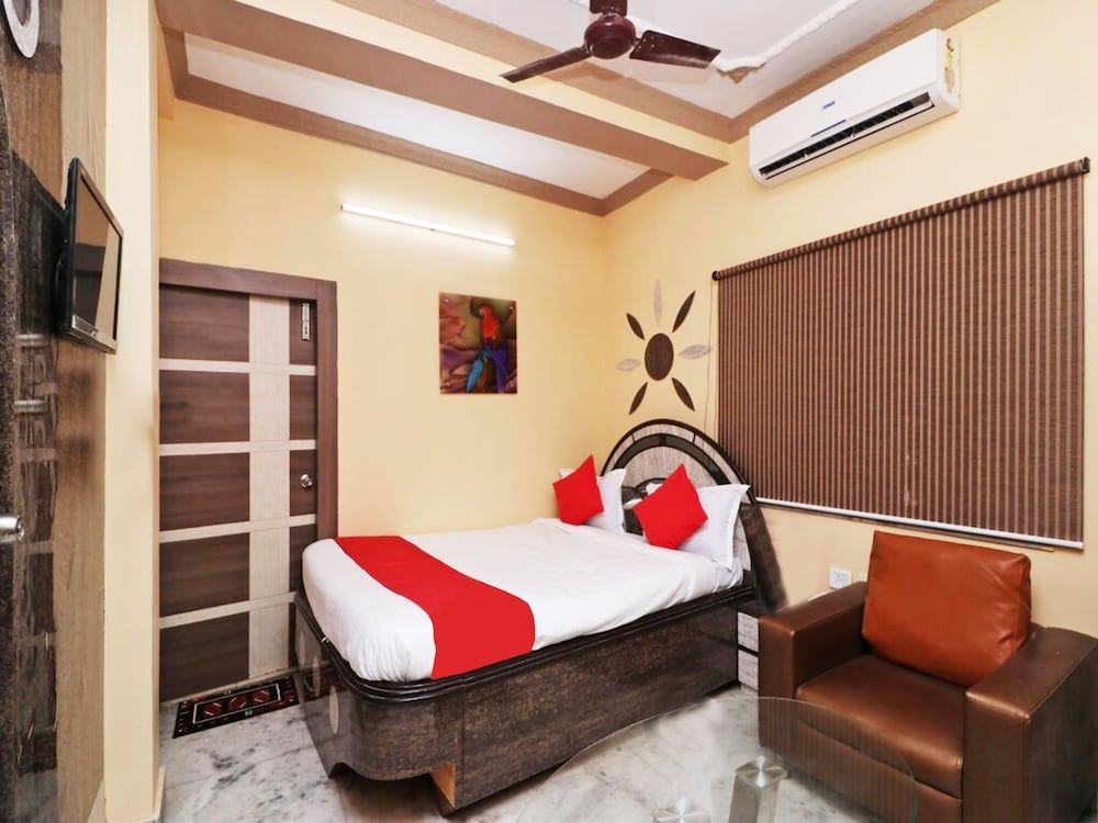 undefined Goroomgo Sanjoy Guest house Kolkata 6