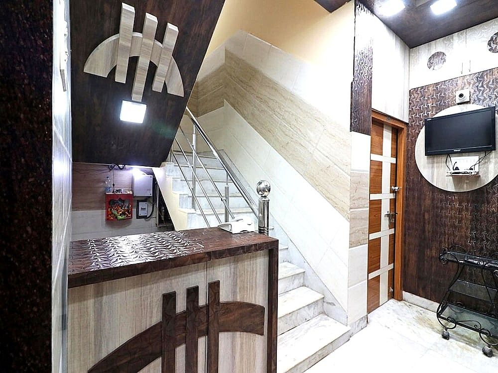 undefined Goroomgo Sanjoy Guest house Kolkata 2