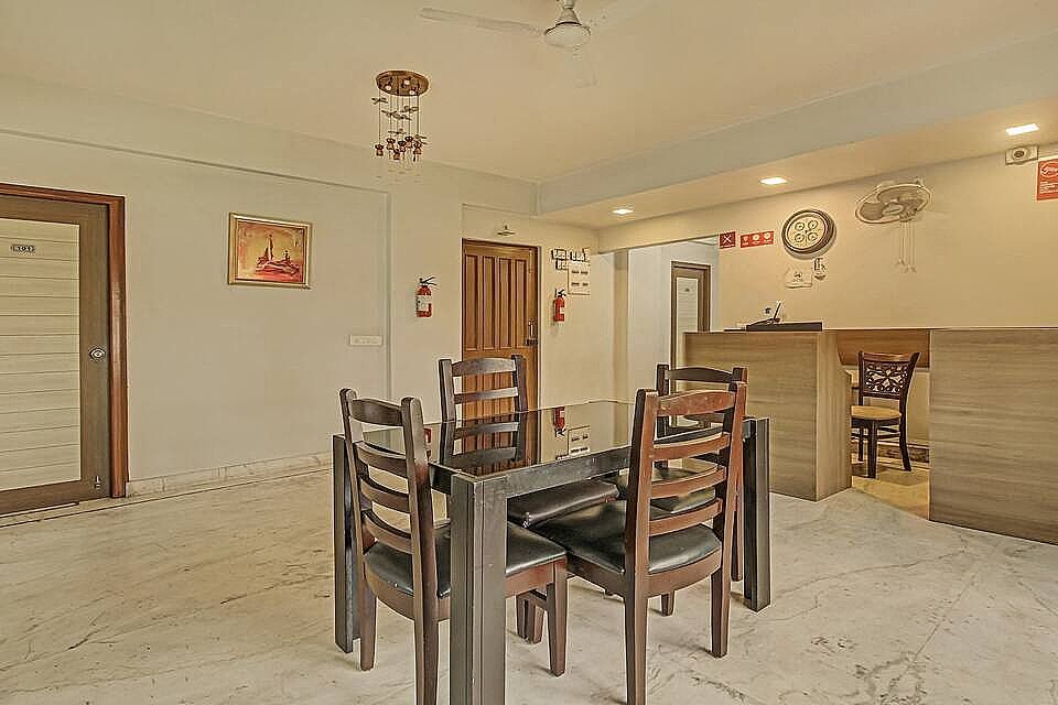 Food & Dining