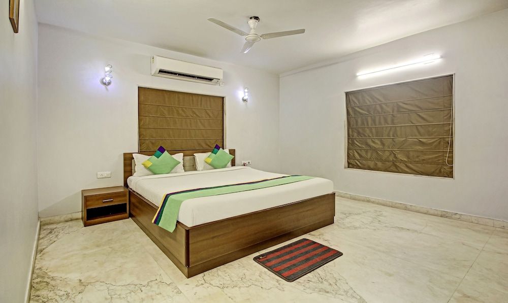 undefined Treebo Sreemaa Newtown Near Biswa Bangla Gate 5