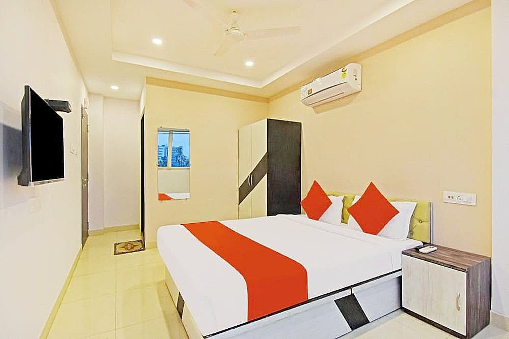 undefined Goroomgo Royal Galaxy Newtown Kolkata 5