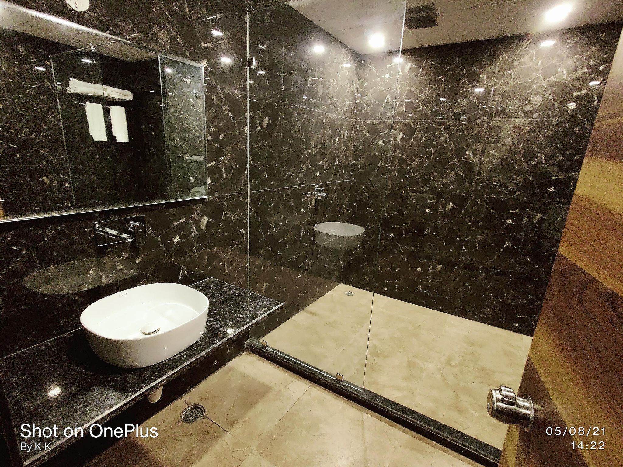 Hotel Sanskar Prime Executive  6