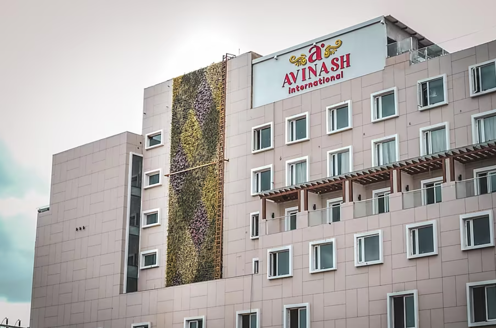 Hotel Avinash International