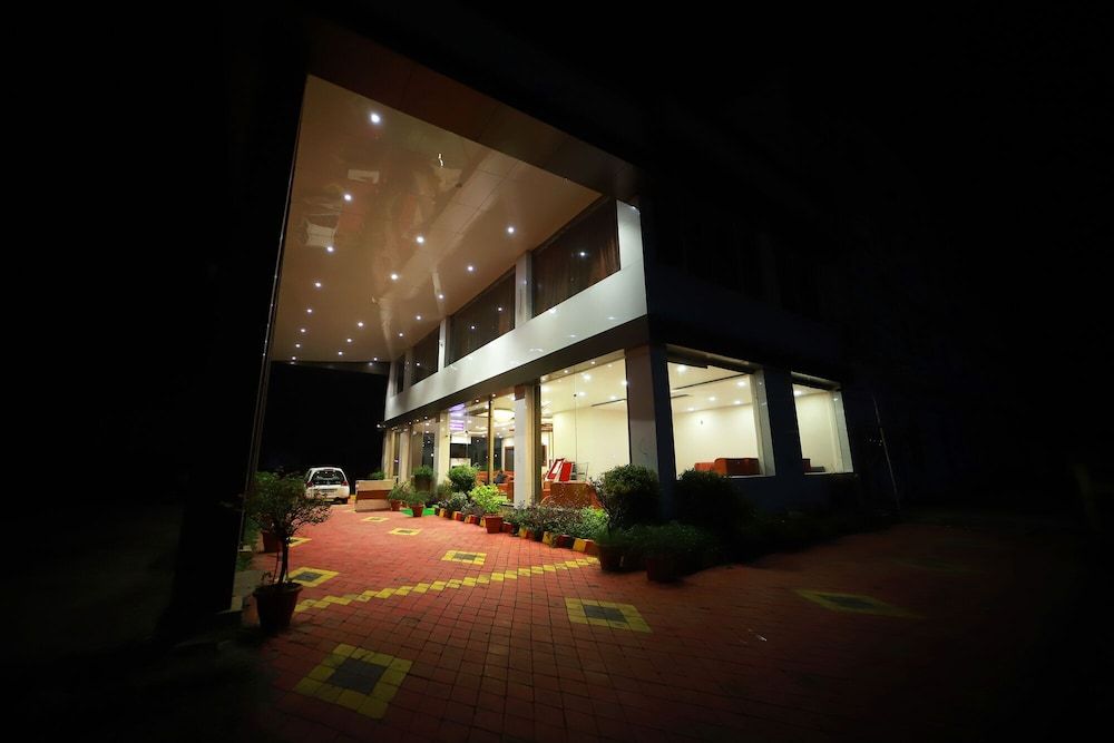undefined The Grand Jabalpur 3