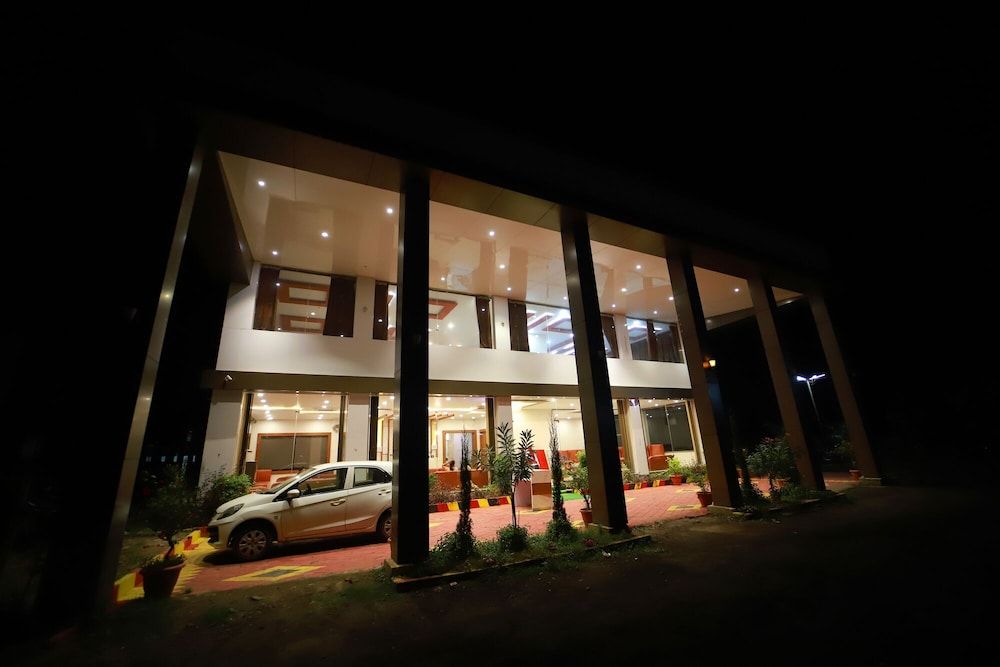 undefined The Grand Jabalpur 2