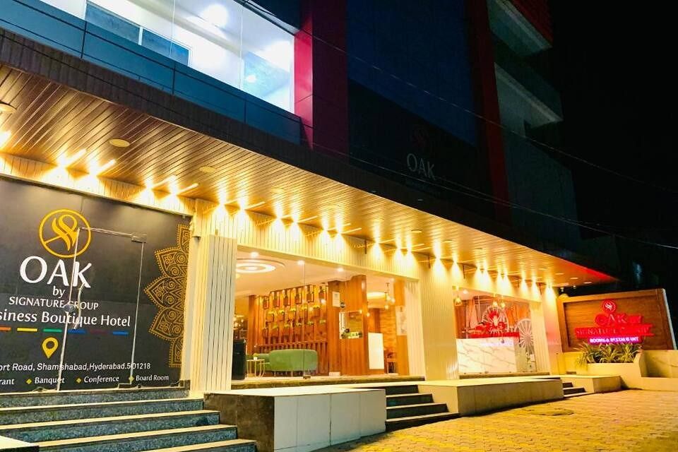 undefined Hotel Oak By Signature Airport Zone 7