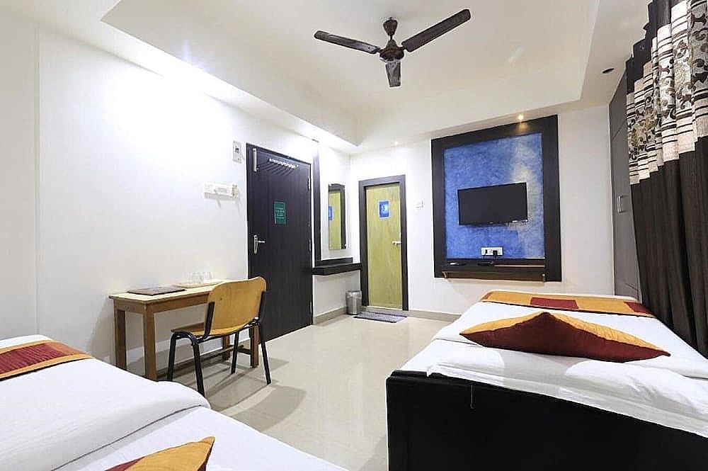 Hotel Rashmi Executive  Room 6
