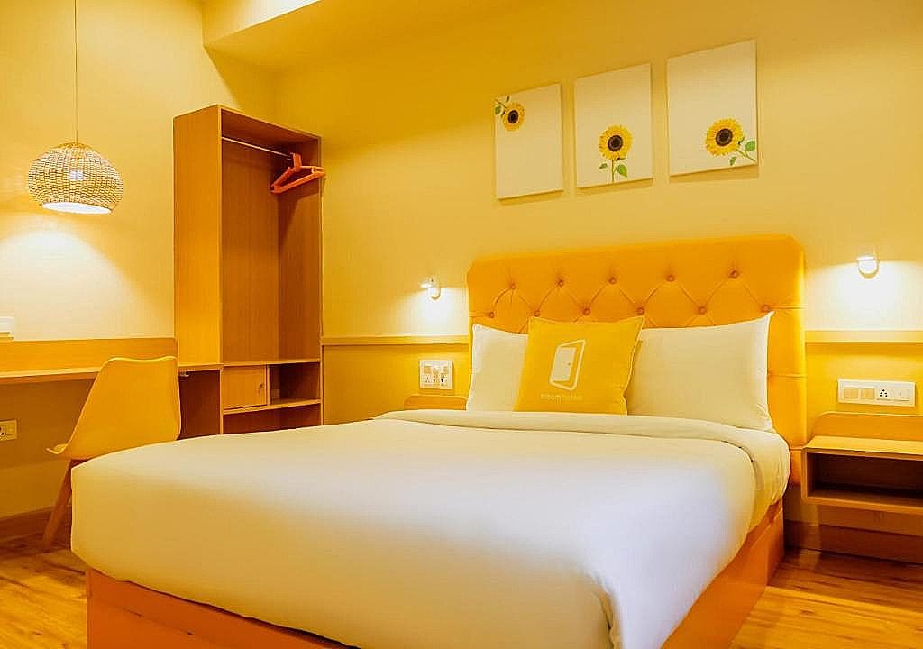 Bloom Hotel - Worli South Mumbai Standard Queen Room 6