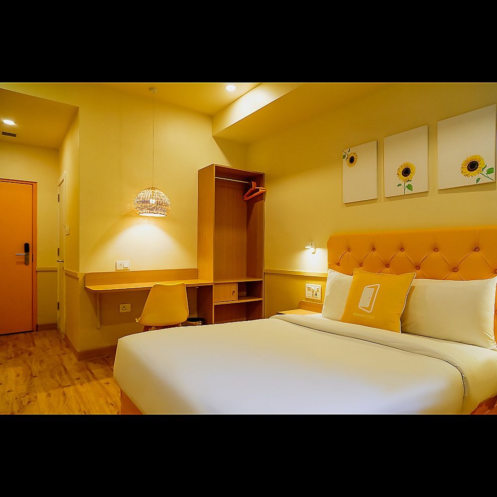 Bloom Hotel - Worli South Mumbai Standard Queen Room 16