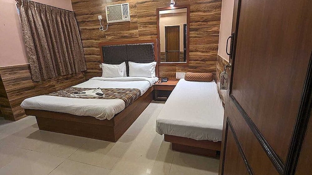 Lucky Service Apartments Studio 17