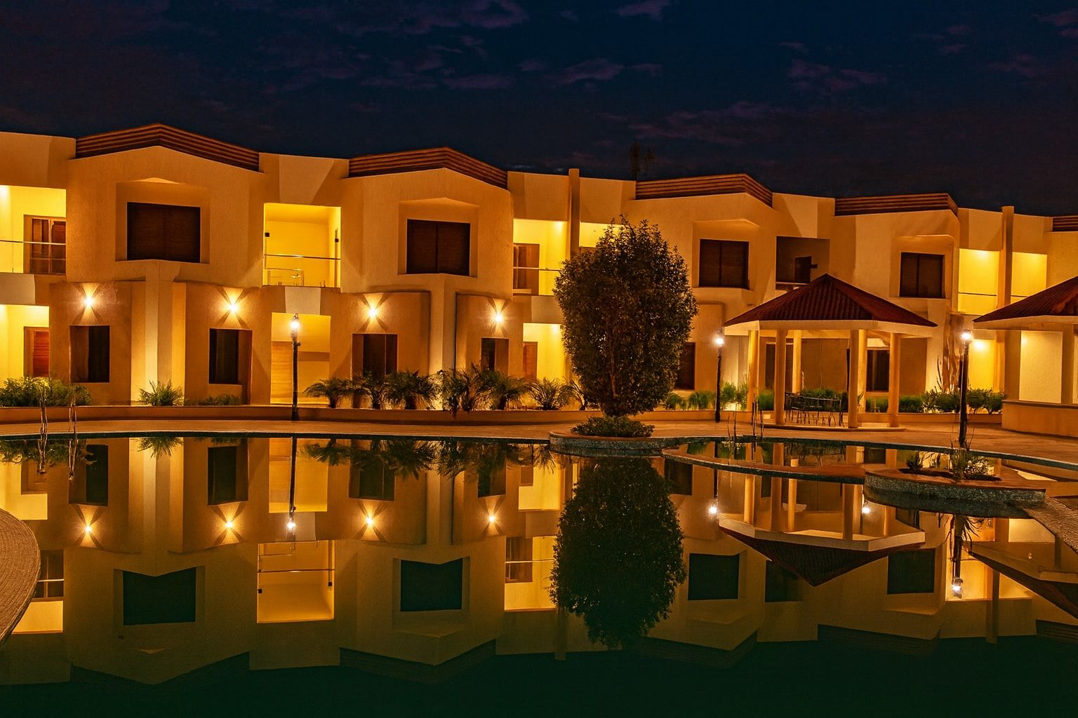 undefined The Sky Imperial Bapu's Resort 8