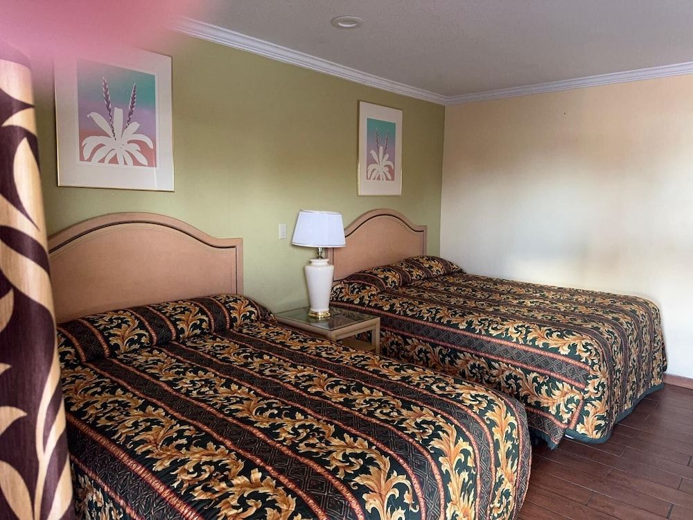 Deluxe Room, 2 Double Beds, Non Smoking