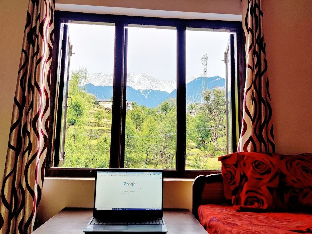 undefined Hipostel Naddi 6